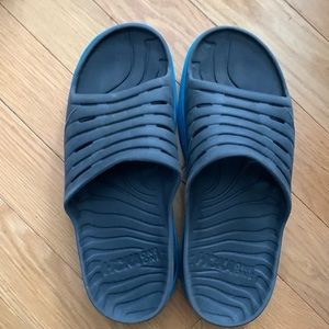 Hoka Mens Recovery Sandals size 13